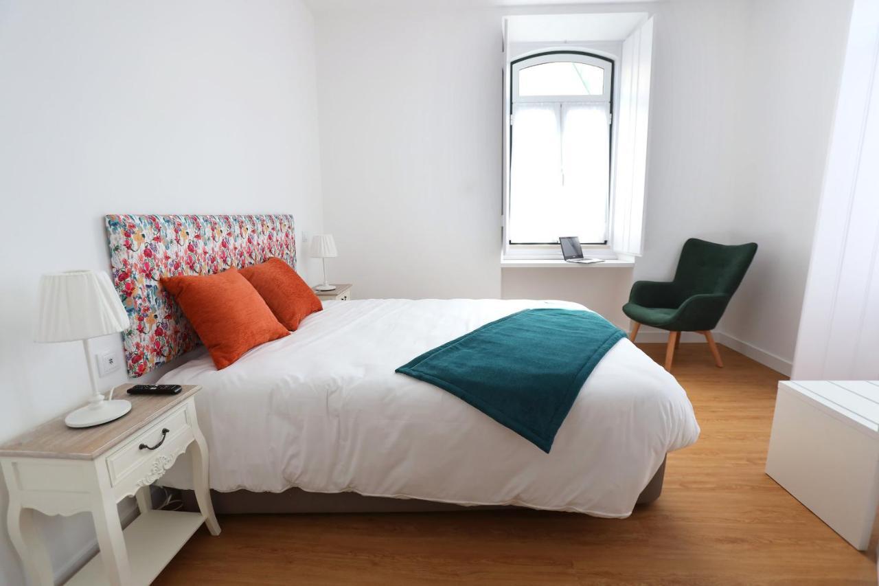 Glass Boutique - Rooms & Suites Marinha Grande Exterior photo
